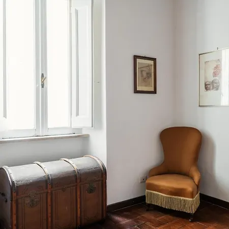 Апартаменты Domus Quiritum Charming, D'epoca A Campo De' Fiori